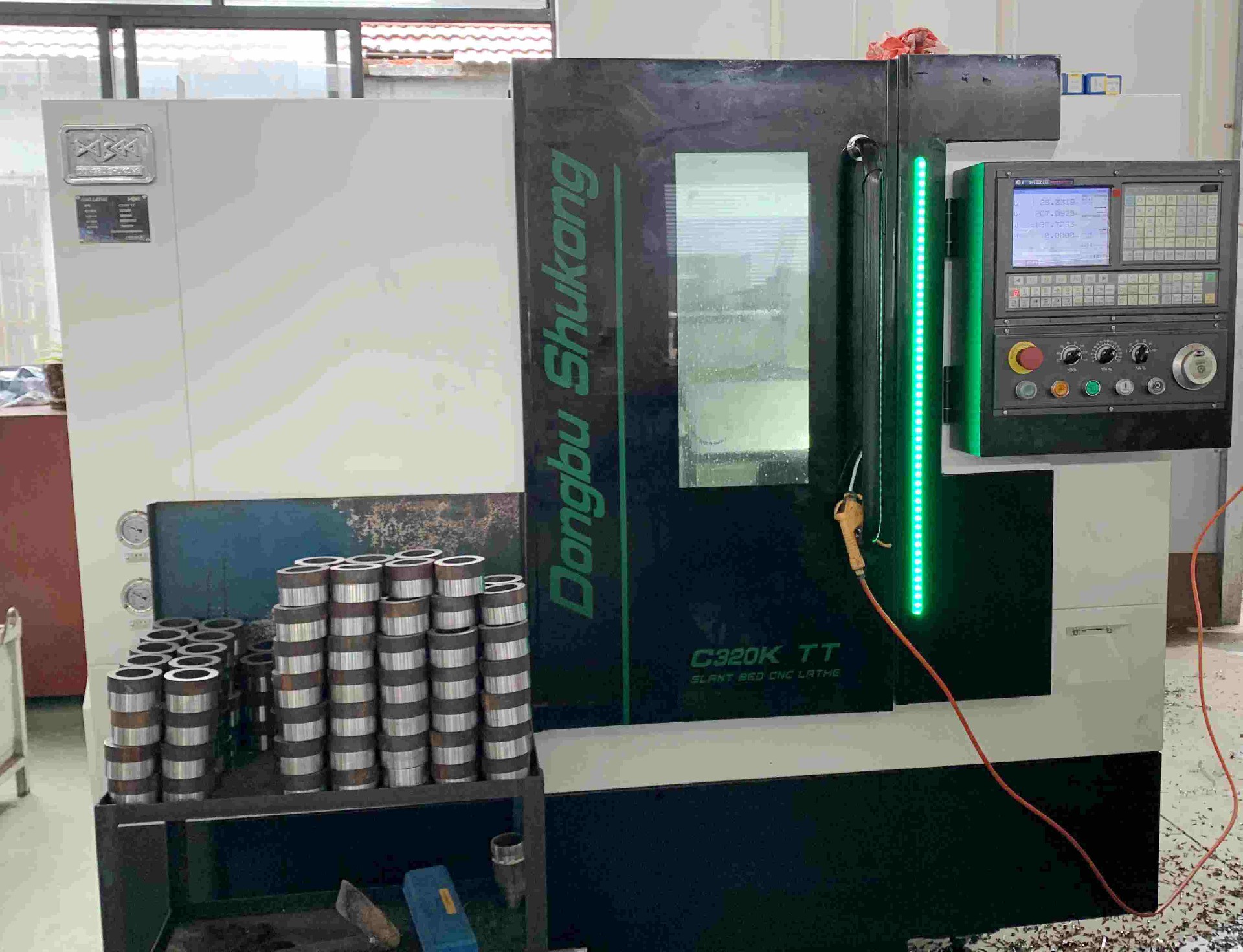 型号C320k卧式数控车床